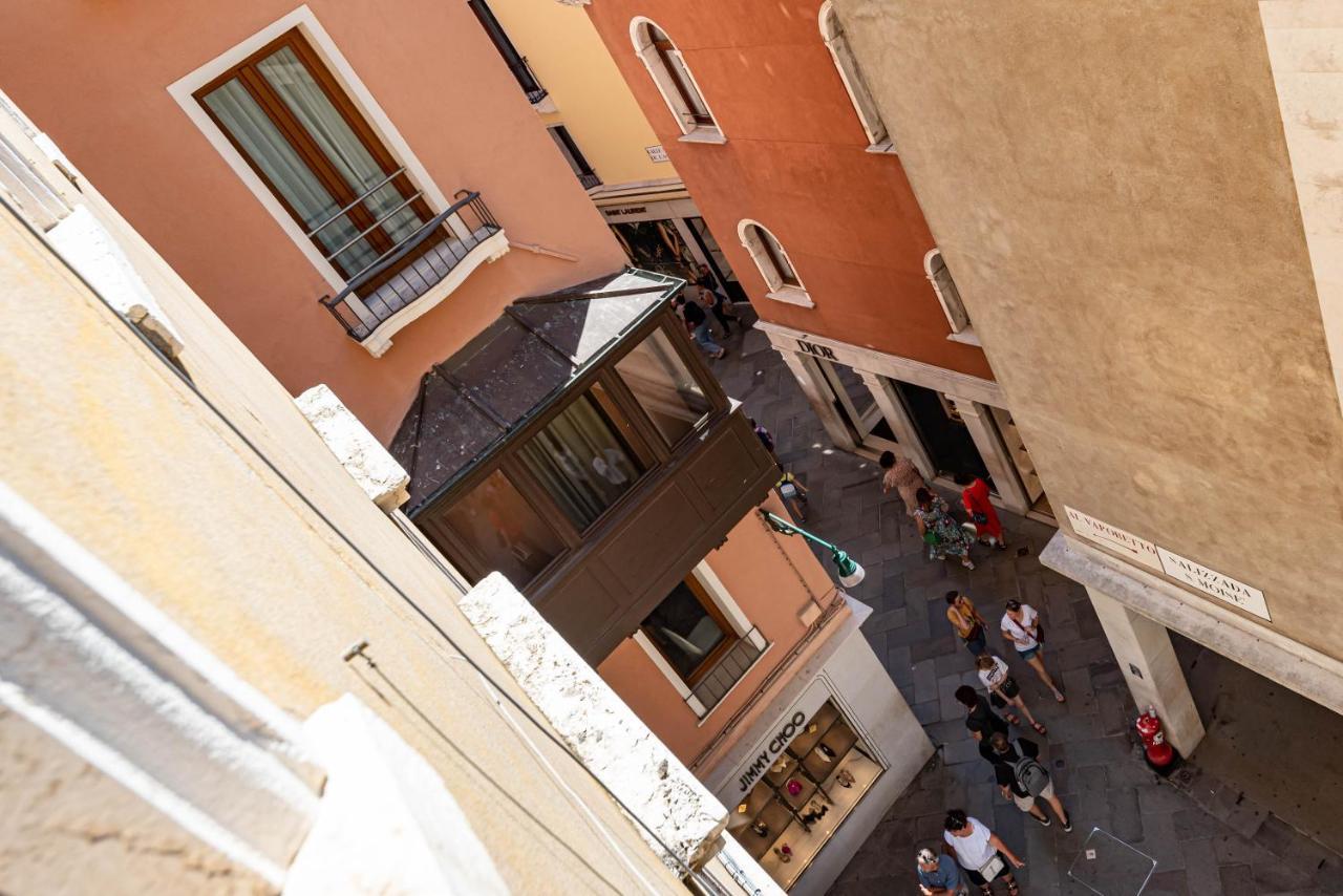 Venezia-san Marco View On Luxury Shopping Street Apartment